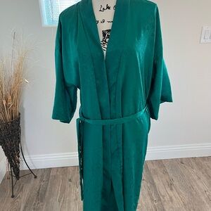 Vintage robe by California Dynasty